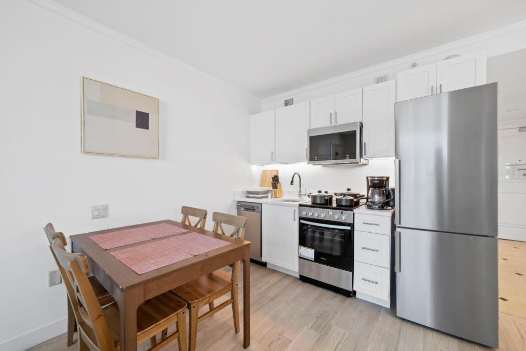 2Br 3Ba Beachfront Rental In Town Cozysuites Atlantic City Exterior photo