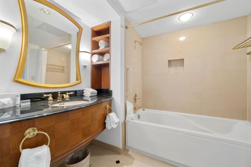 2Br 3Ba Beachfront Rental In Town Cozysuites Atlantic City Exterior photo