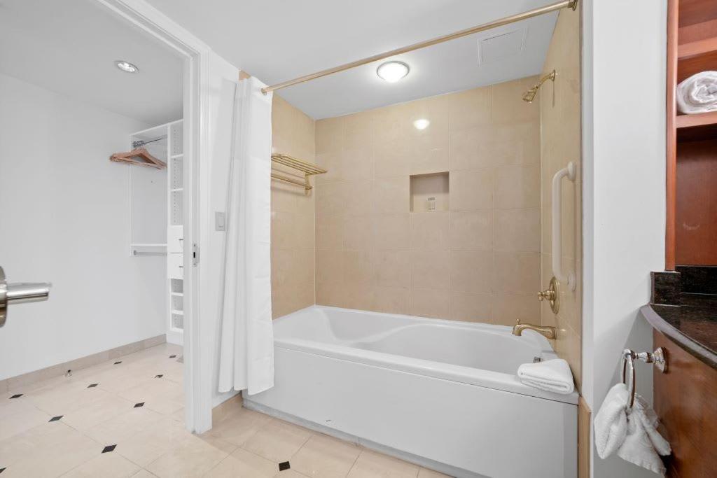 2Br 3Ba Beachfront Rental In Town Cozysuites Atlantic City Exterior photo